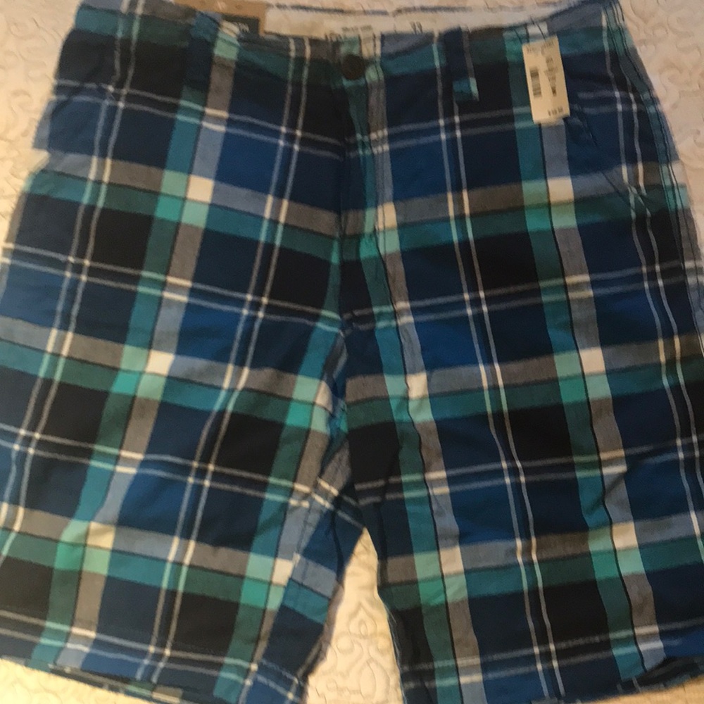 NWT Aeropostale blue plaid shorts size 33